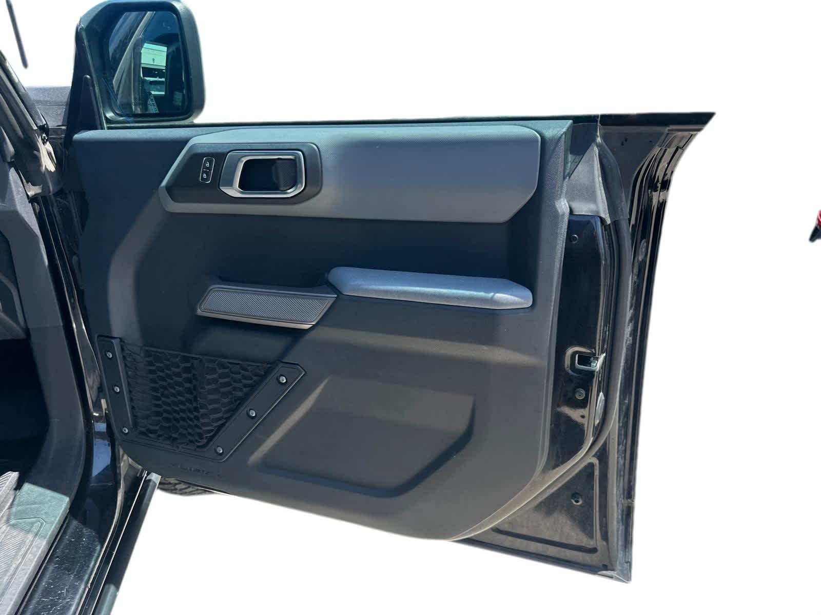 Thumbnail: 2021 Ford Bronco - 6