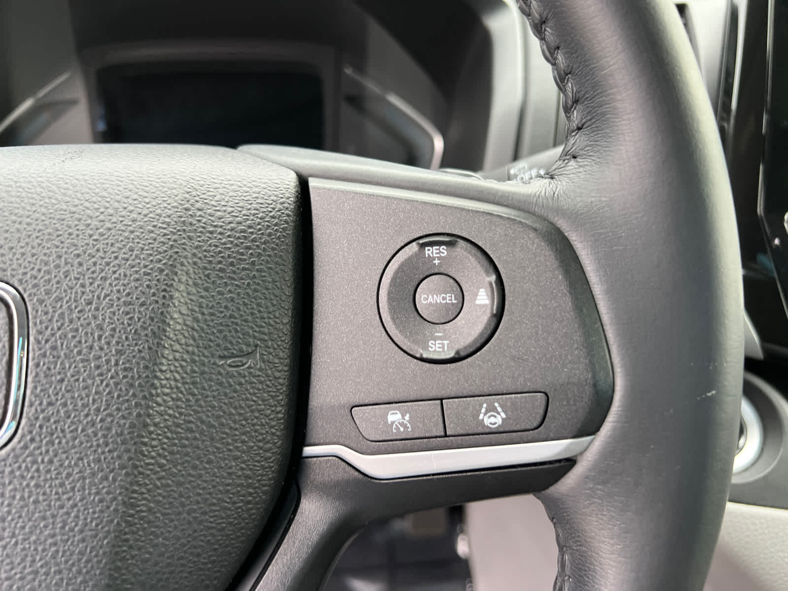 Thumbnail: 2022 Honda Odyssey - 23