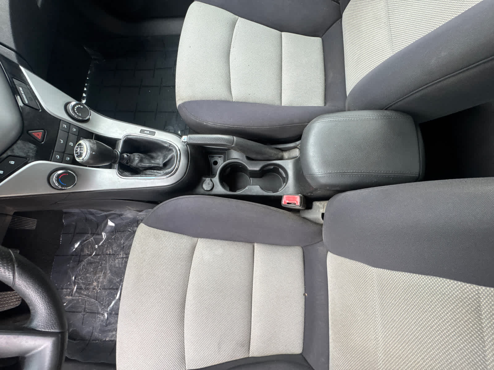 Thumbnail: 2013 Chevrolet Cruze - 17