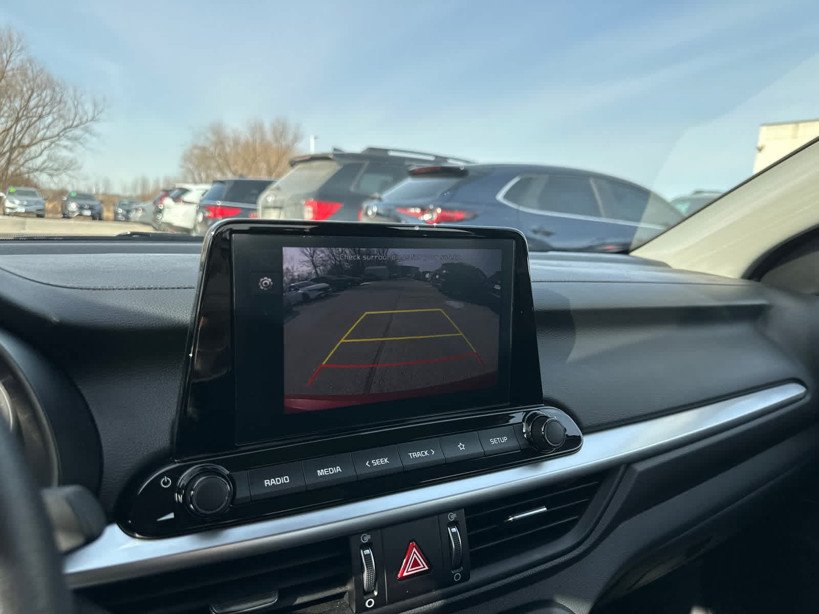 Thumbnail: 2024 Kia Forte - 25