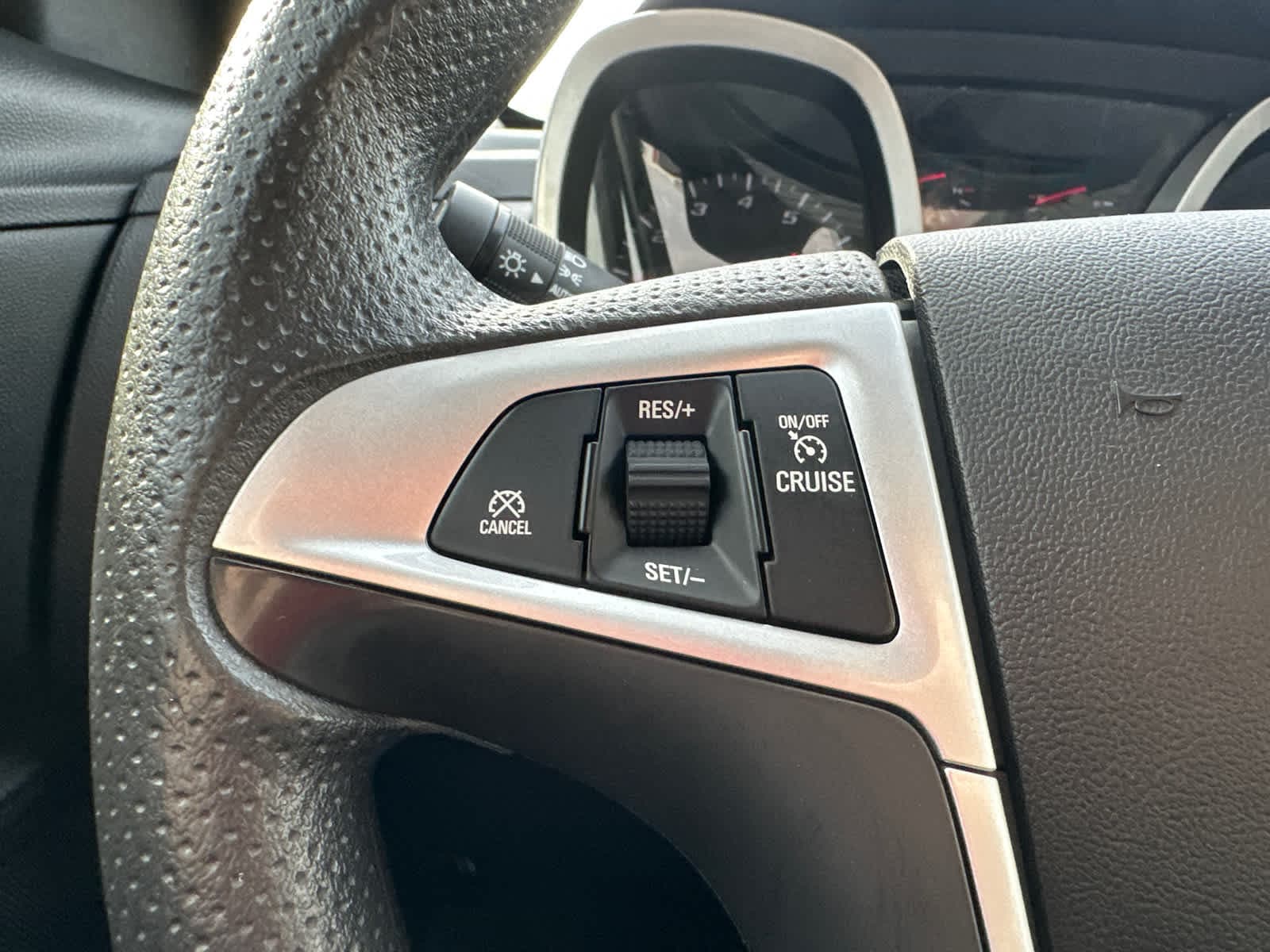 Thumbnail: 2017 Chevrolet Equinox - 18