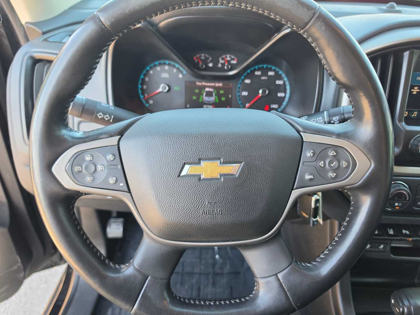 Thumbnail: 2021 Chevrolet Colorado - 23