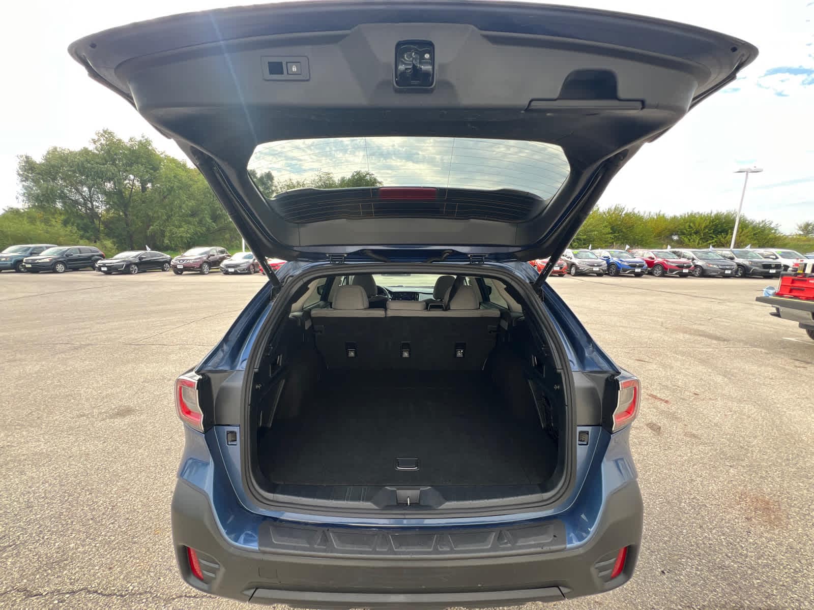 Thumbnail: 2021 Subaru Outback - 9