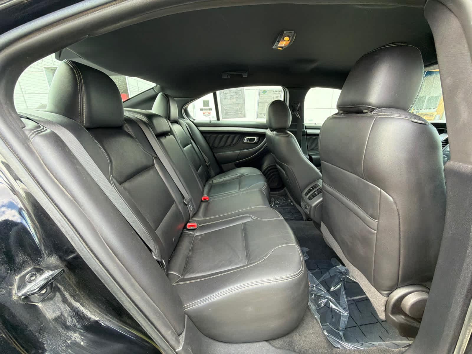 Thumbnail: 2016 Ford Taurus - 10