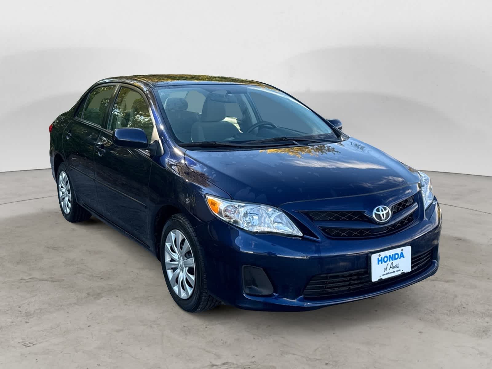 Thumbnail: 2012 Toyota Corolla - 6