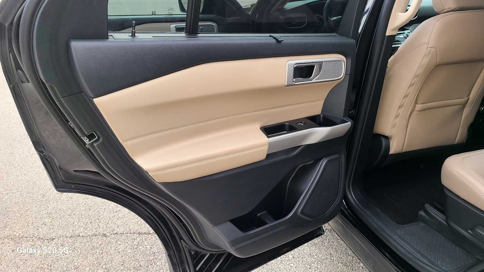 2022 Ford Explorer Limited - Photo 17