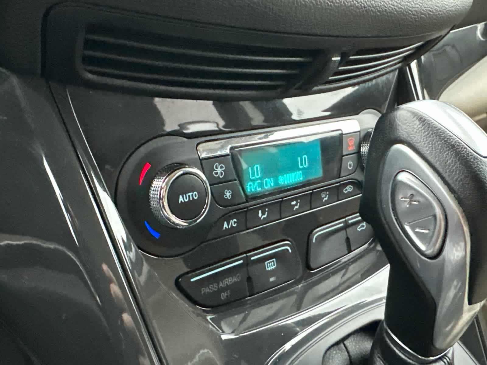 Thumbnail: 2014 Ford Escape - 27