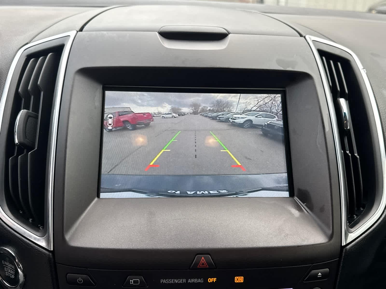 Thumbnail: 2015 Ford Edge - 20