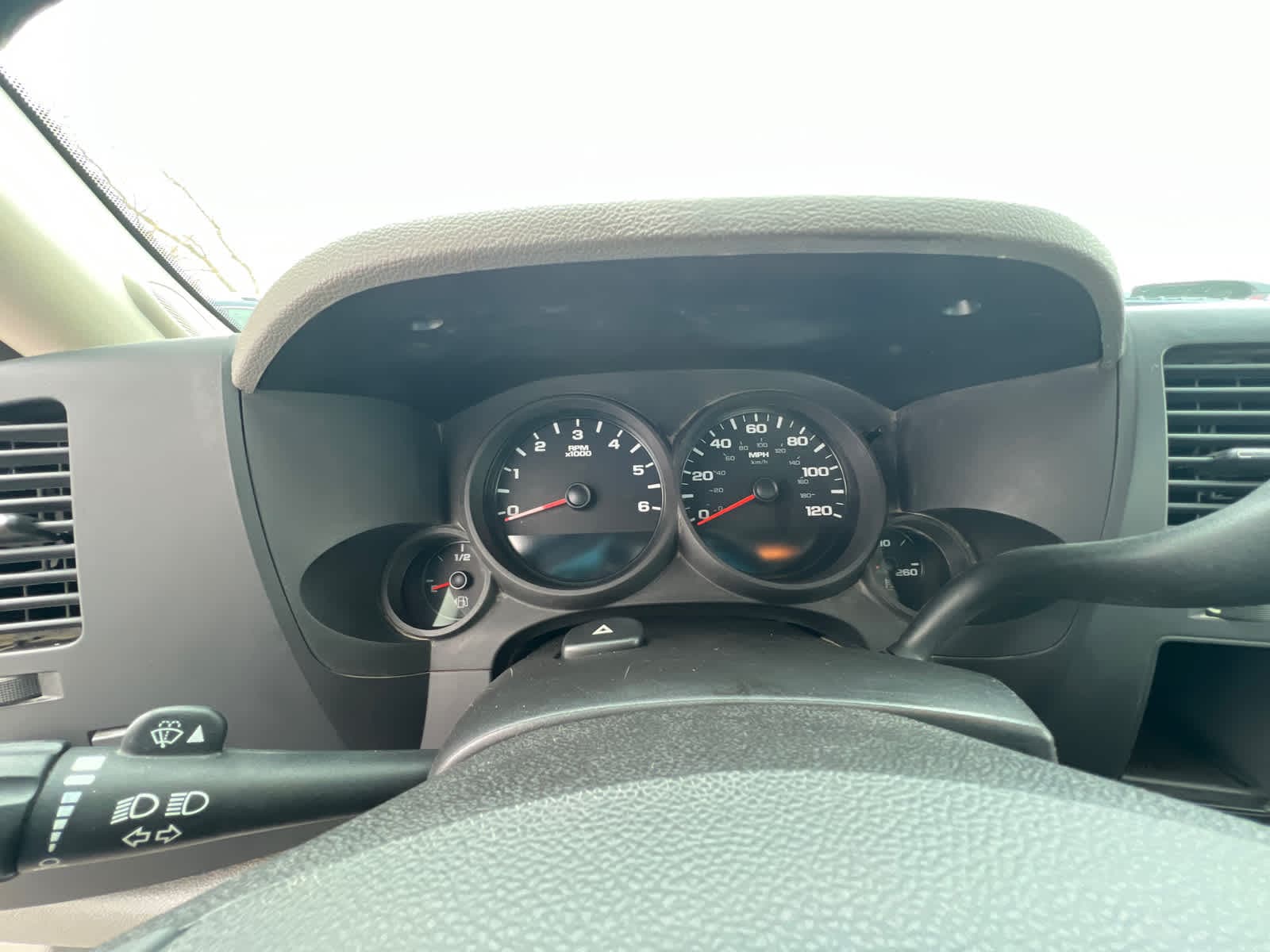 Thumbnail: 2011 Chevrolet Silverado 1500 - 22