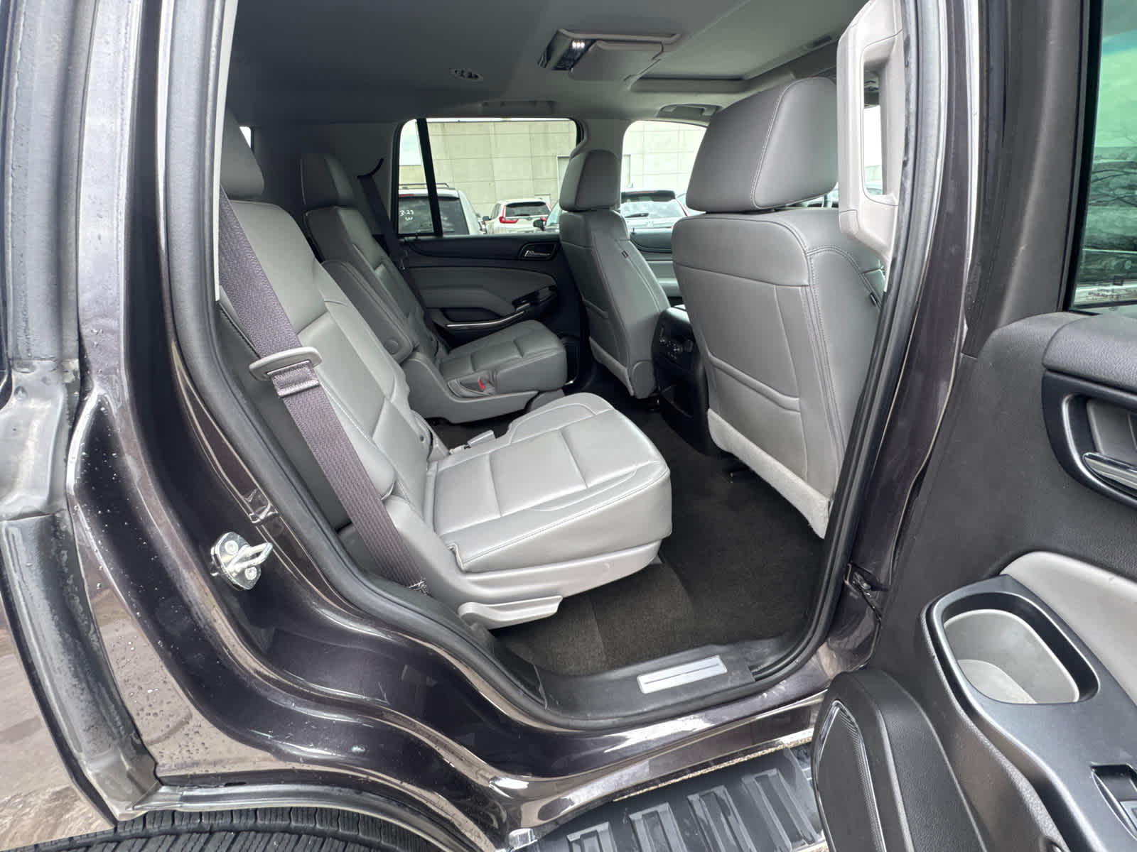 Thumbnail: 2017 Chevrolet Tahoe - 14