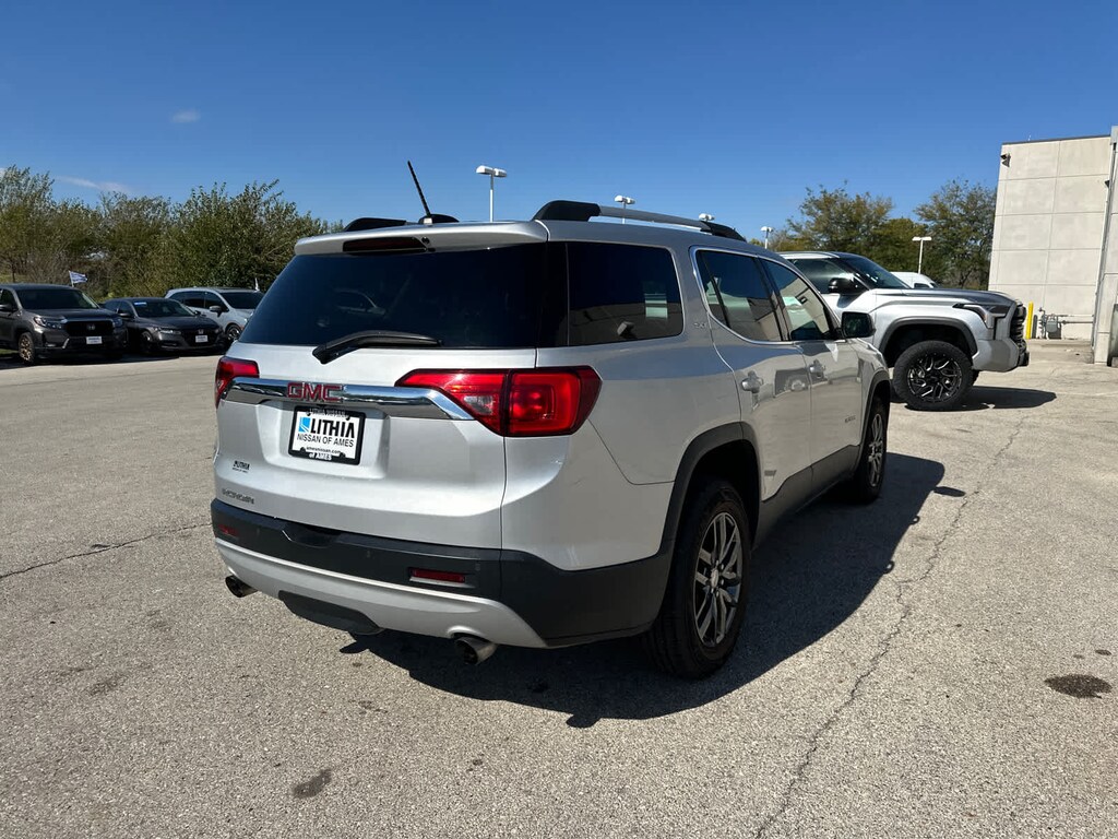Used 2017 GMC Acadia SLT SUV