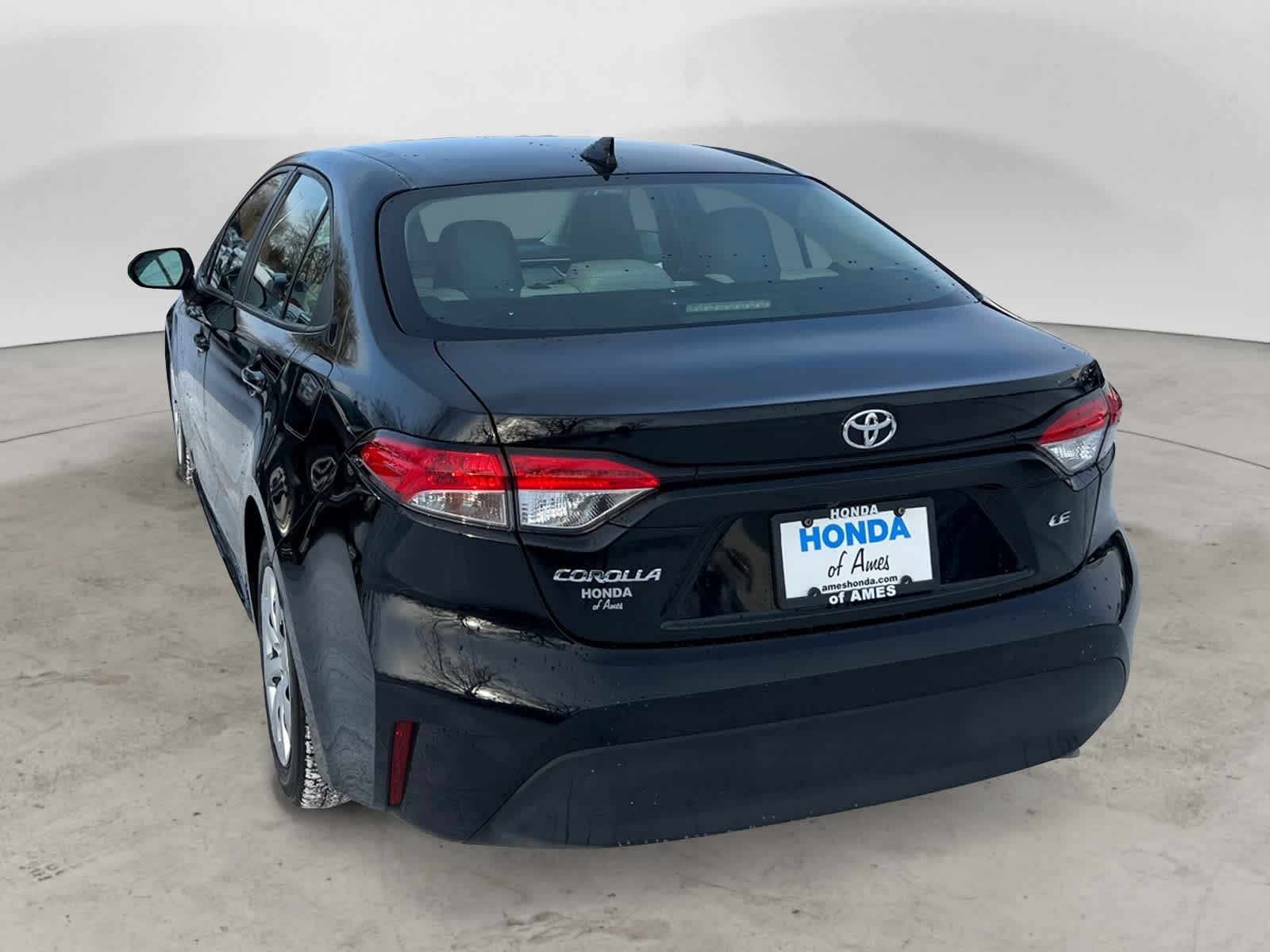 Thumbnail: 2023 Toyota Corolla - 3