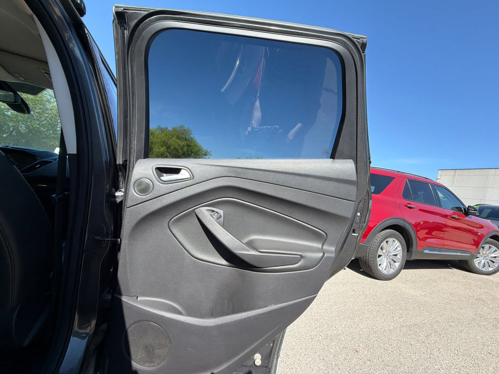 Thumbnail: 2016 Ford Escape - 9