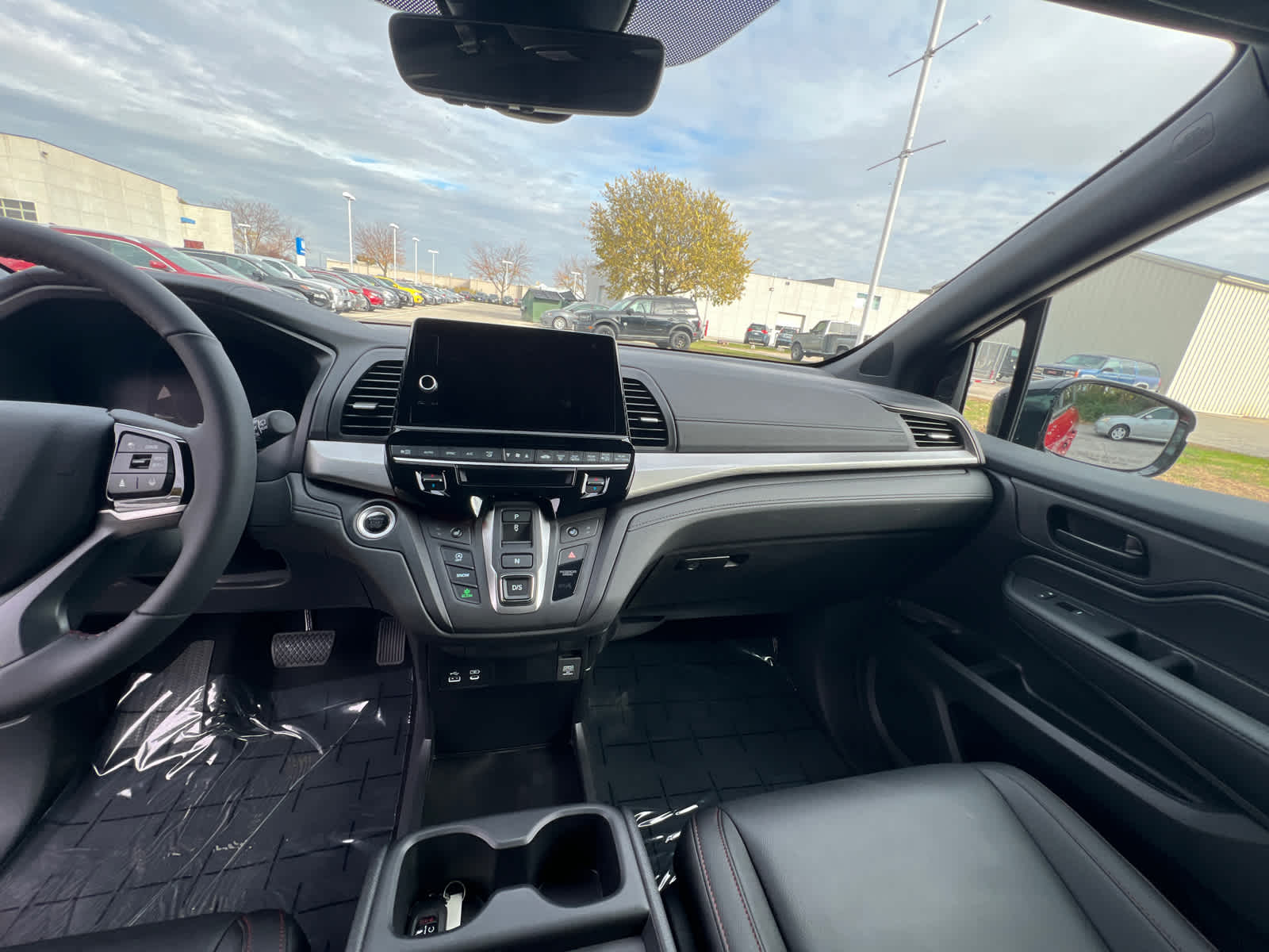 Thumbnail: 2026 Honda Odyssey - 25