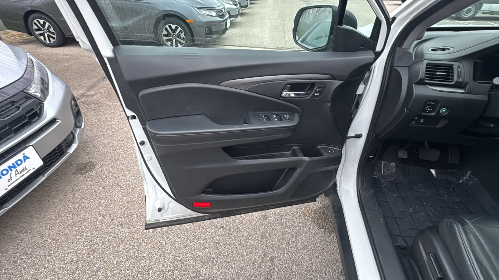 Thumbnail: 2021 Honda Pilot - 17