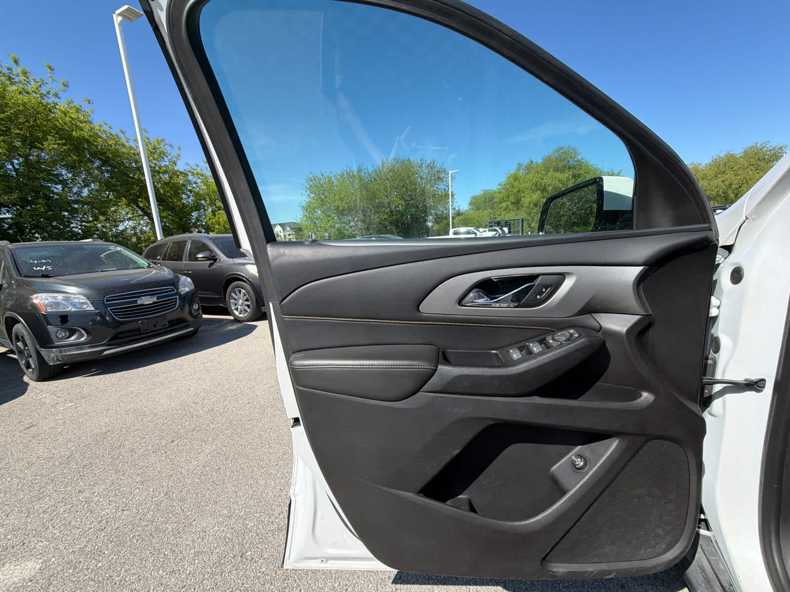 2020 Chevrolet Traverse 3LT - Photo 16