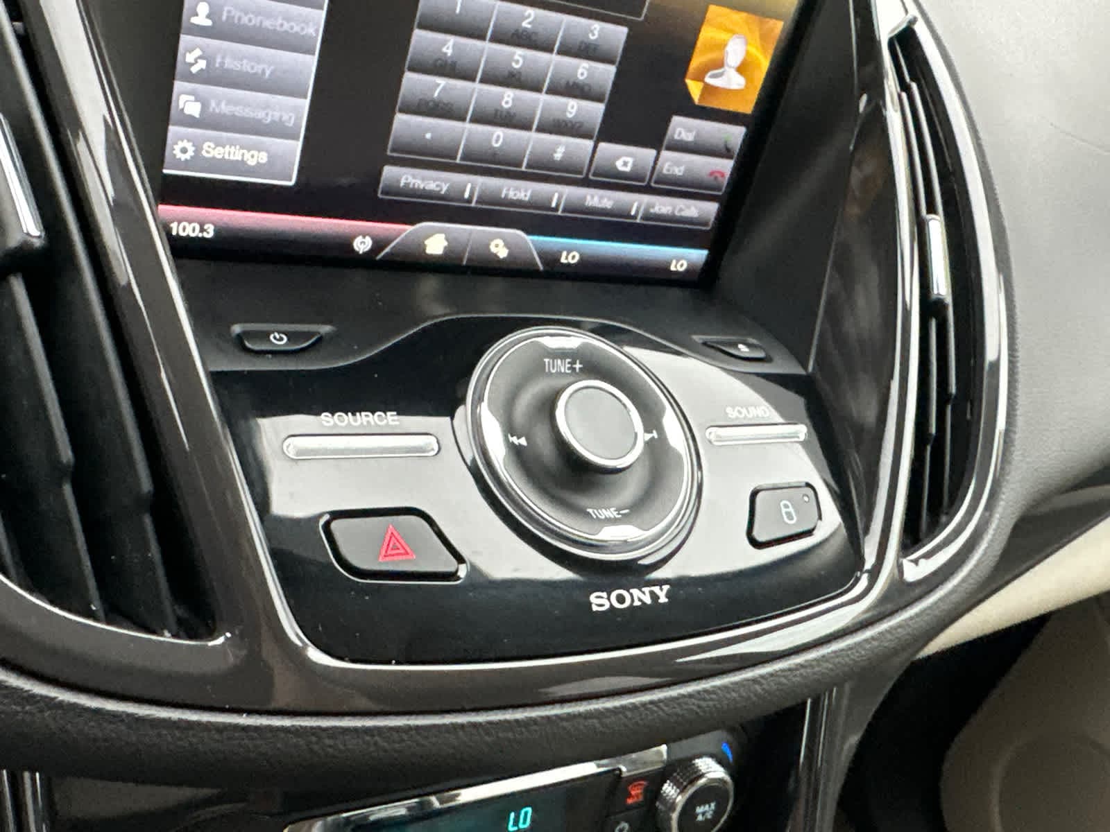Thumbnail: 2014 Ford Escape - 26