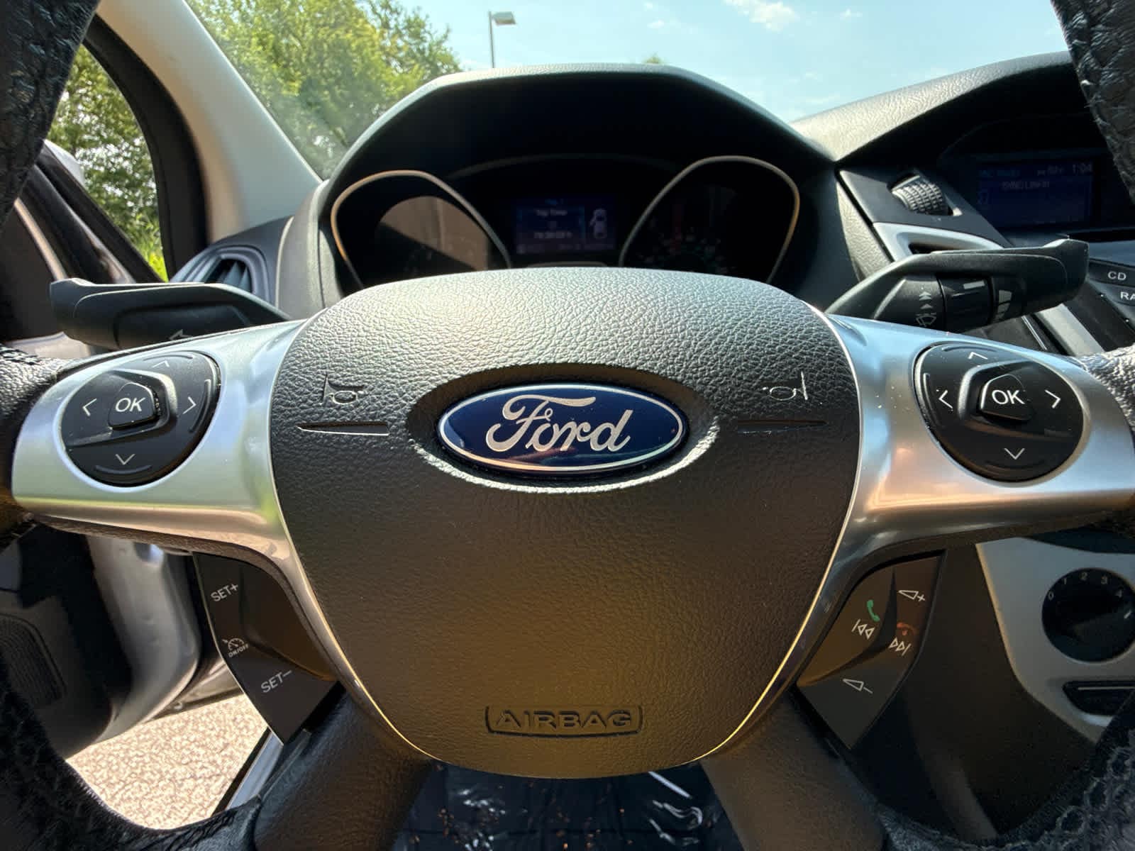 Thumbnail: 2012 Ford Focus - 18