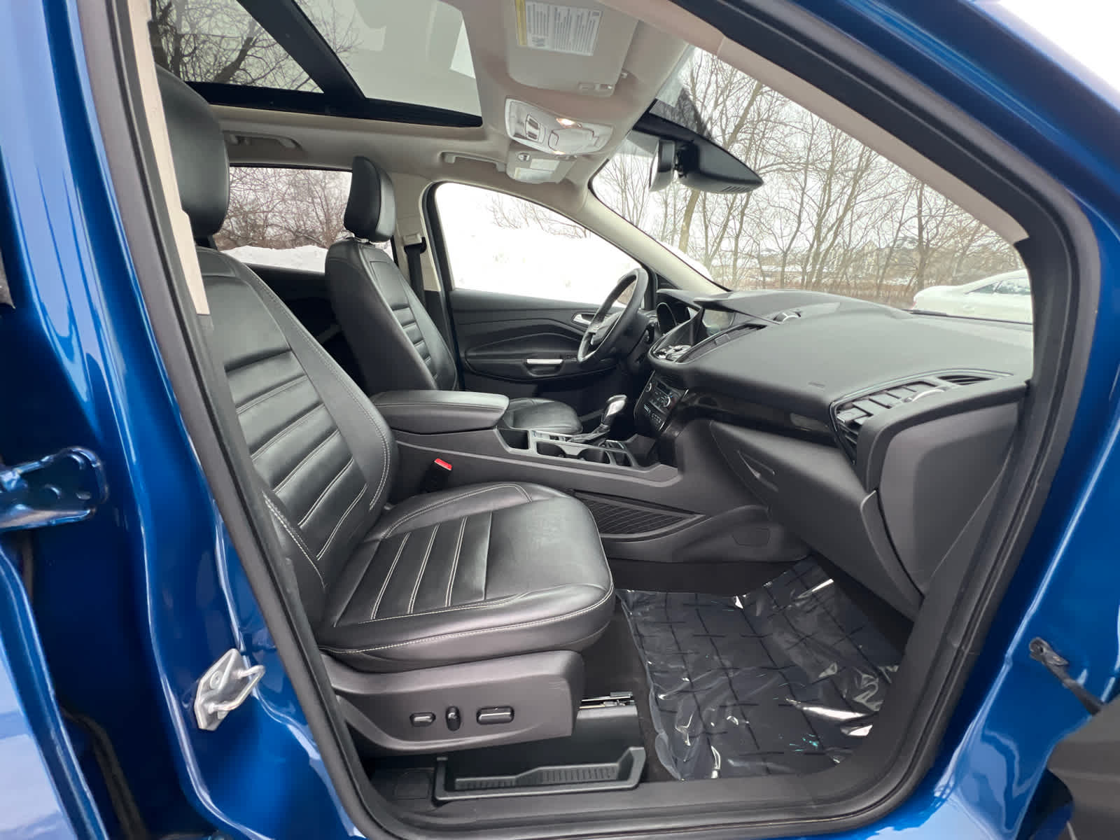 Thumbnail: 2019 Ford Escape - 8