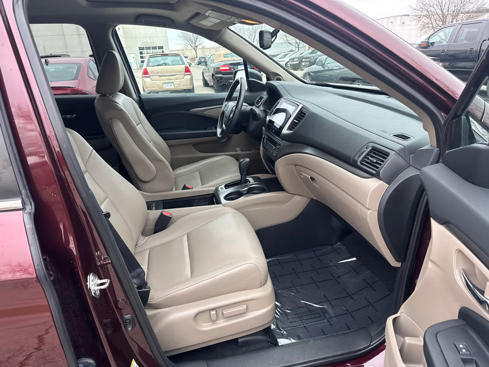 Thumbnail: 2016 Honda Pilot - 8