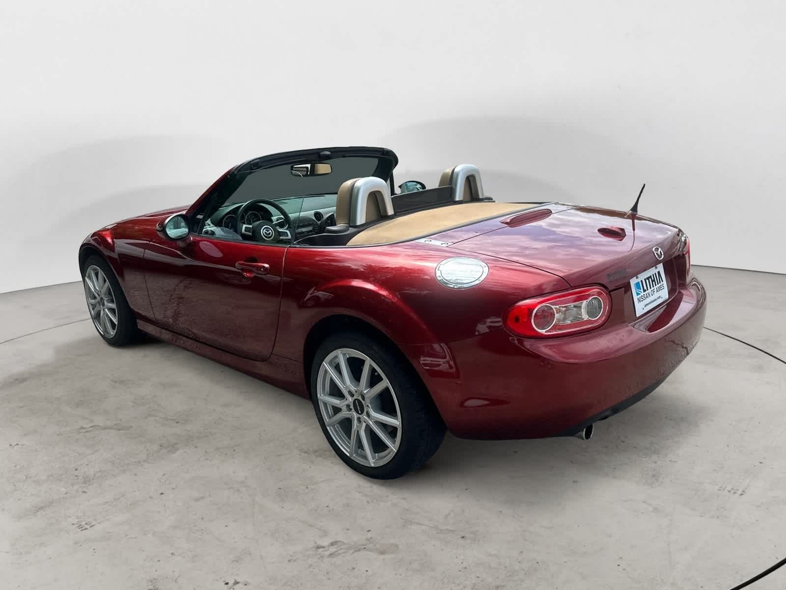 Thumbnail: 2010 Mazda MX-5 Miata - 2