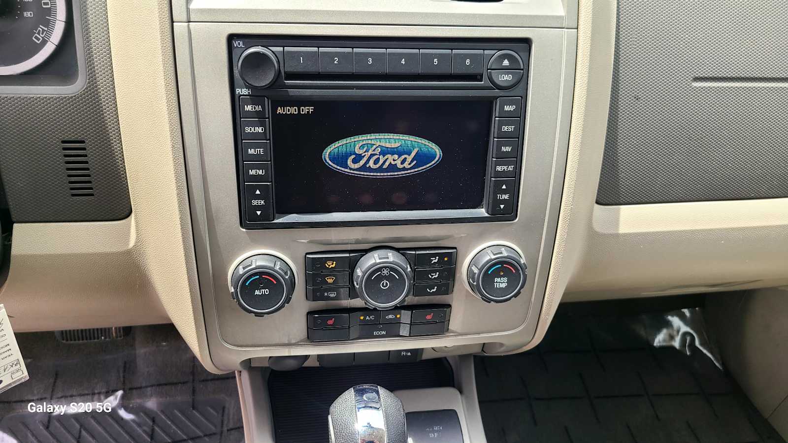 Thumbnail: 2008 Ford Escape - 10