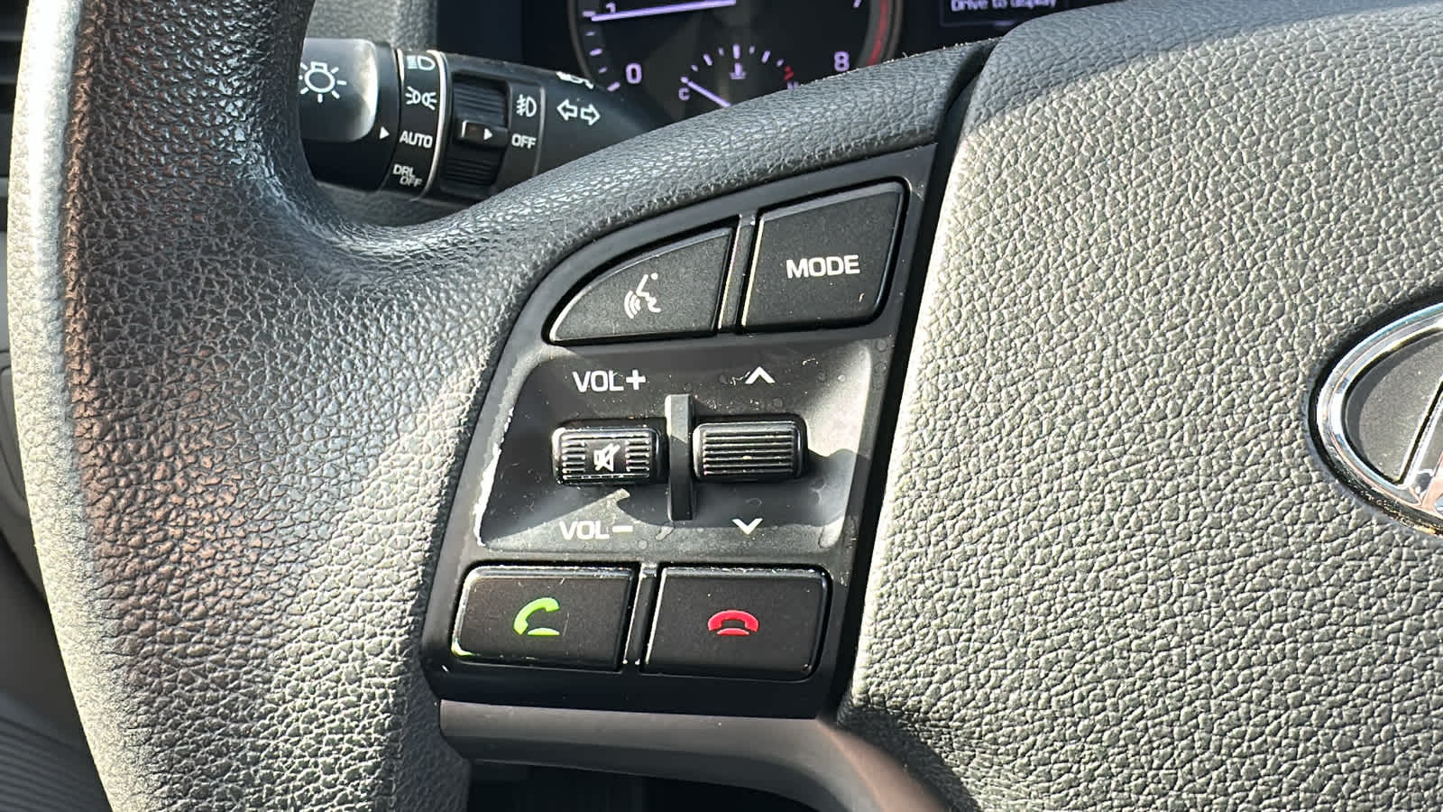 Thumbnail: 2018 Hyundai Tucson - 19