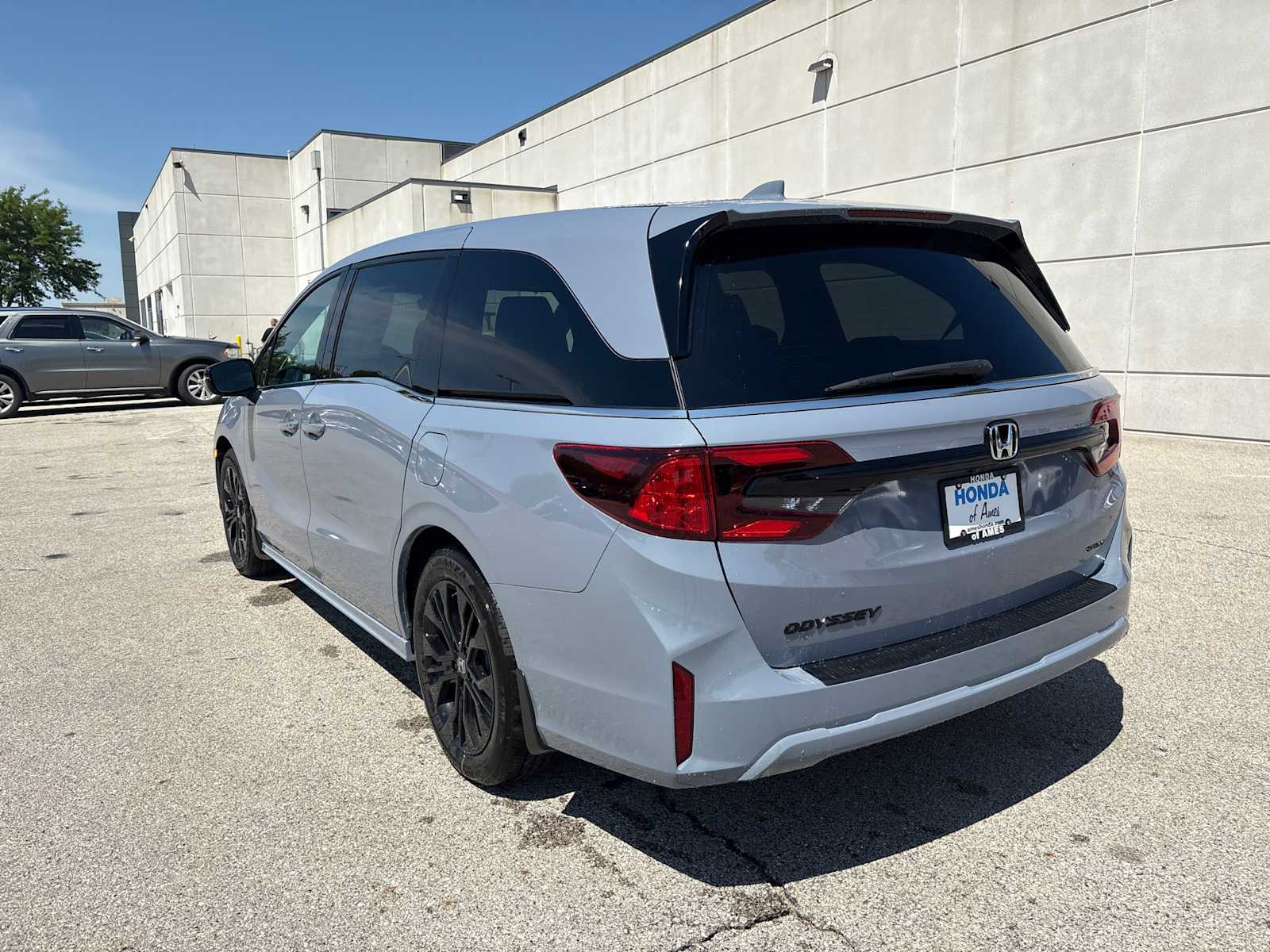 Thumbnail: 2026 Honda Odyssey - 12
