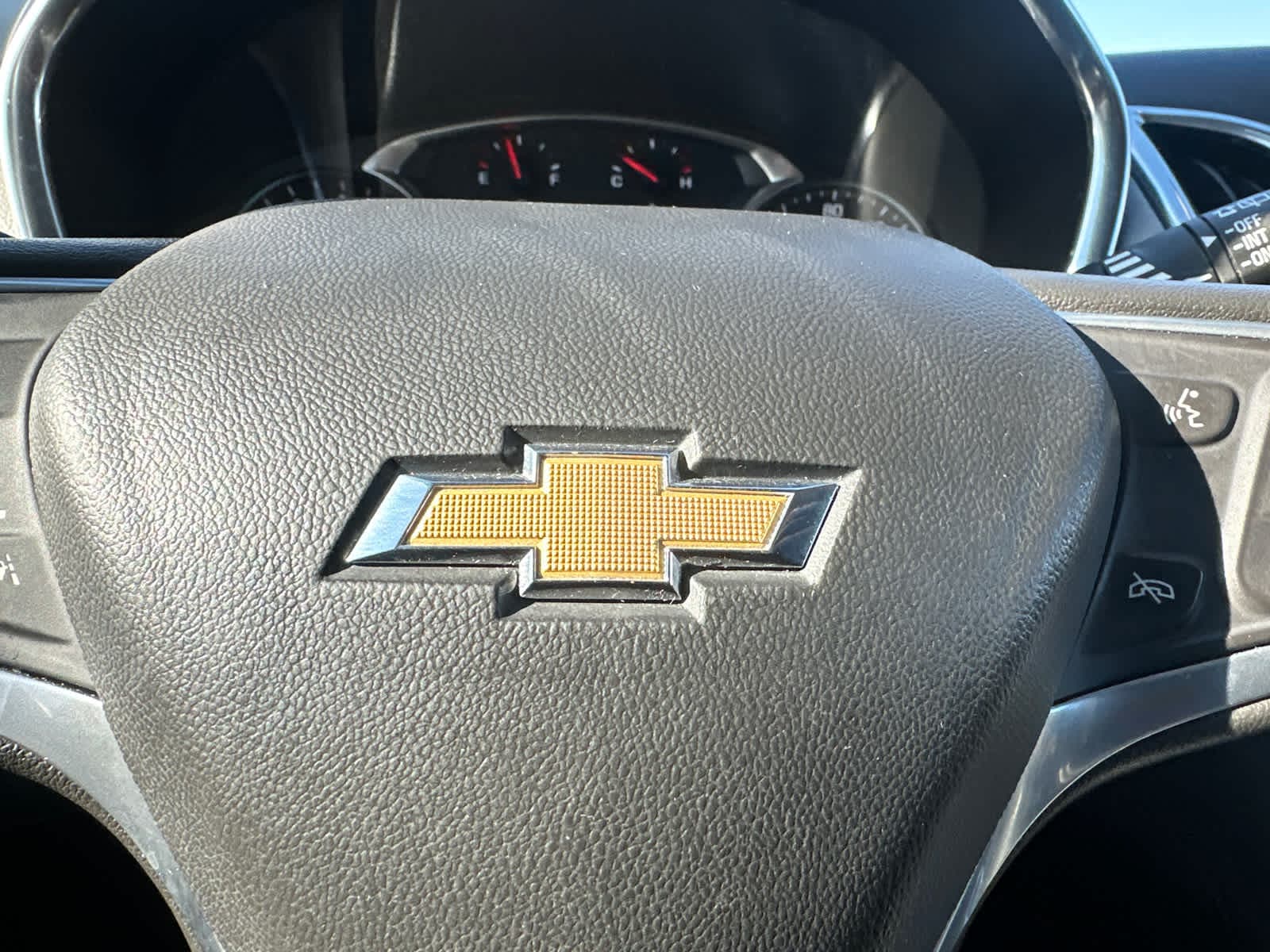 Thumbnail: 2023 Chevrolet Equinox - 16