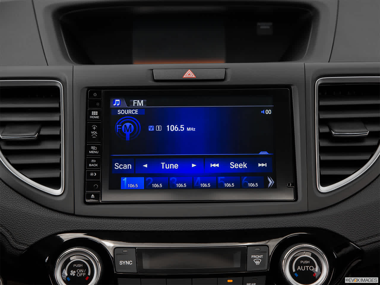 Thumbnail: 2016 Honda CR-V - 17
