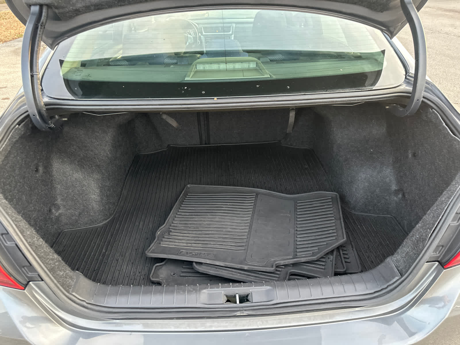 Thumbnail: 2017 Nissan Altima - 11