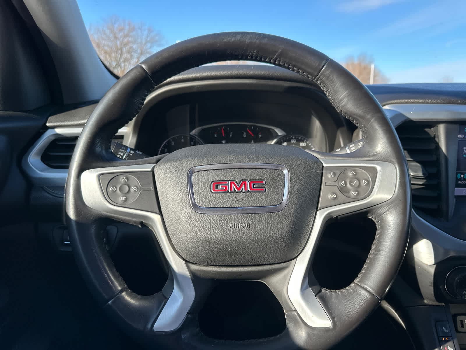 Thumbnail: 2018 GMC Acadia - 22