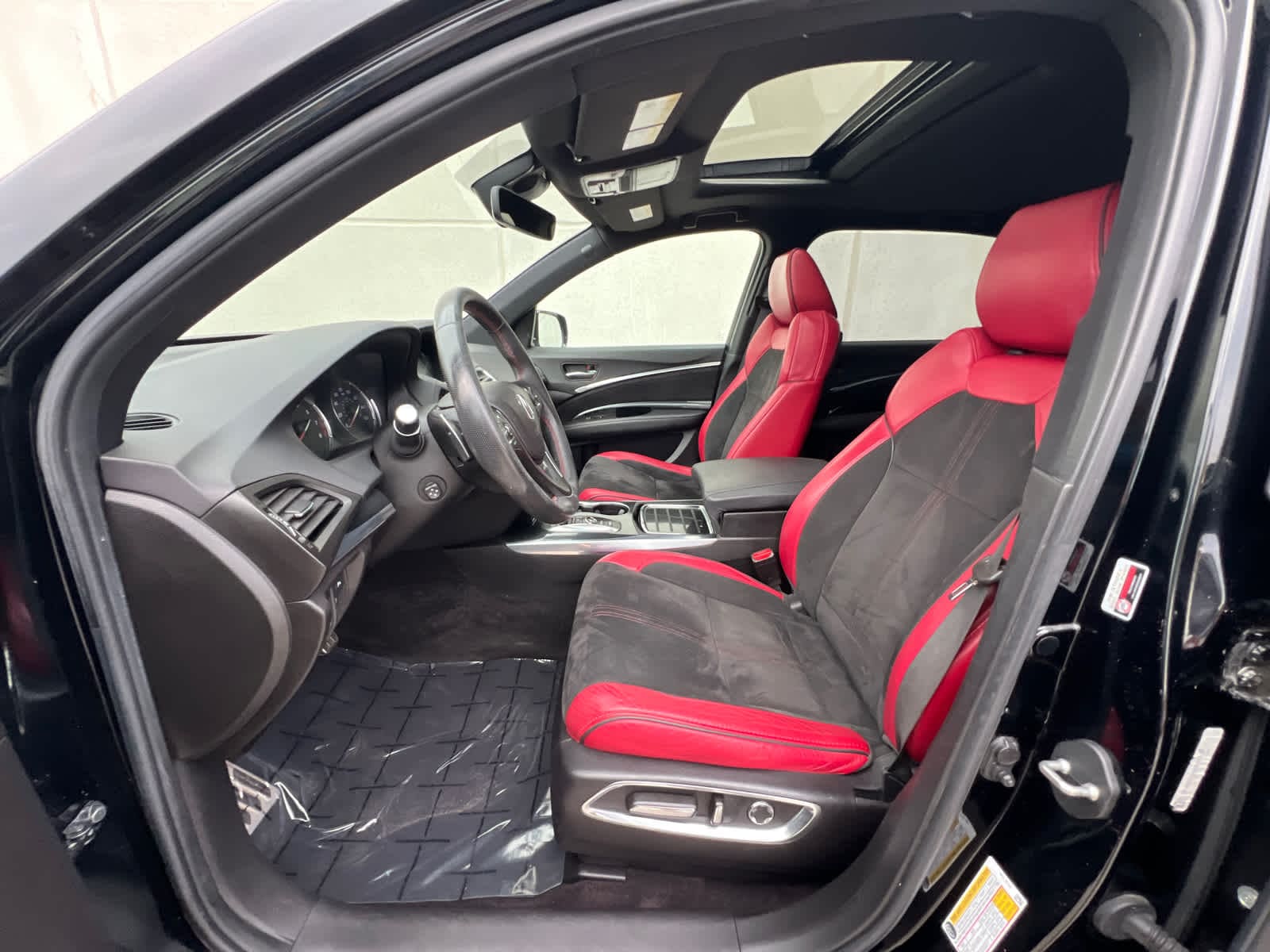 Thumbnail: 2020 Acura MDX - 18