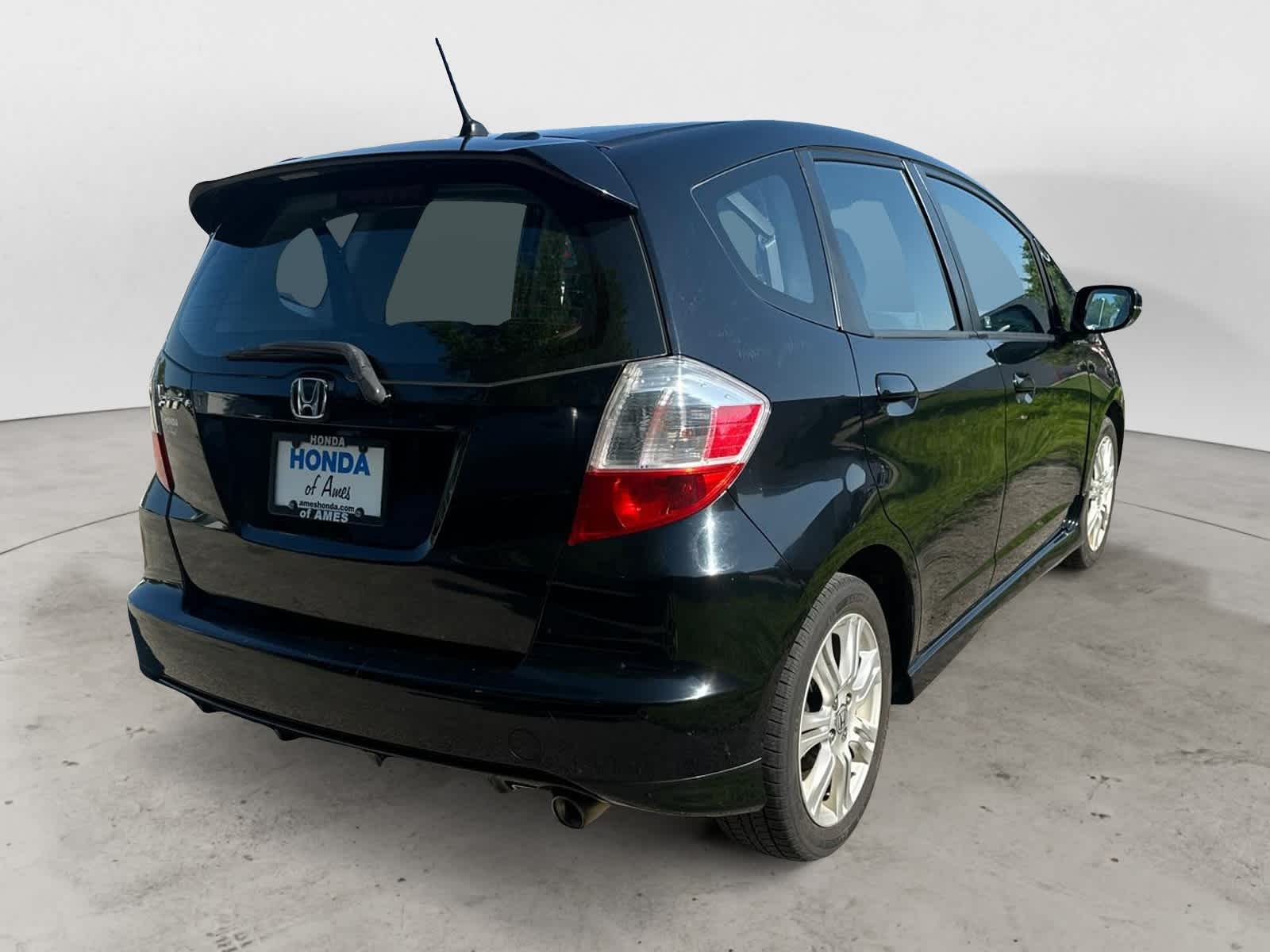 Thumbnail: 2011 Honda Fit - 3