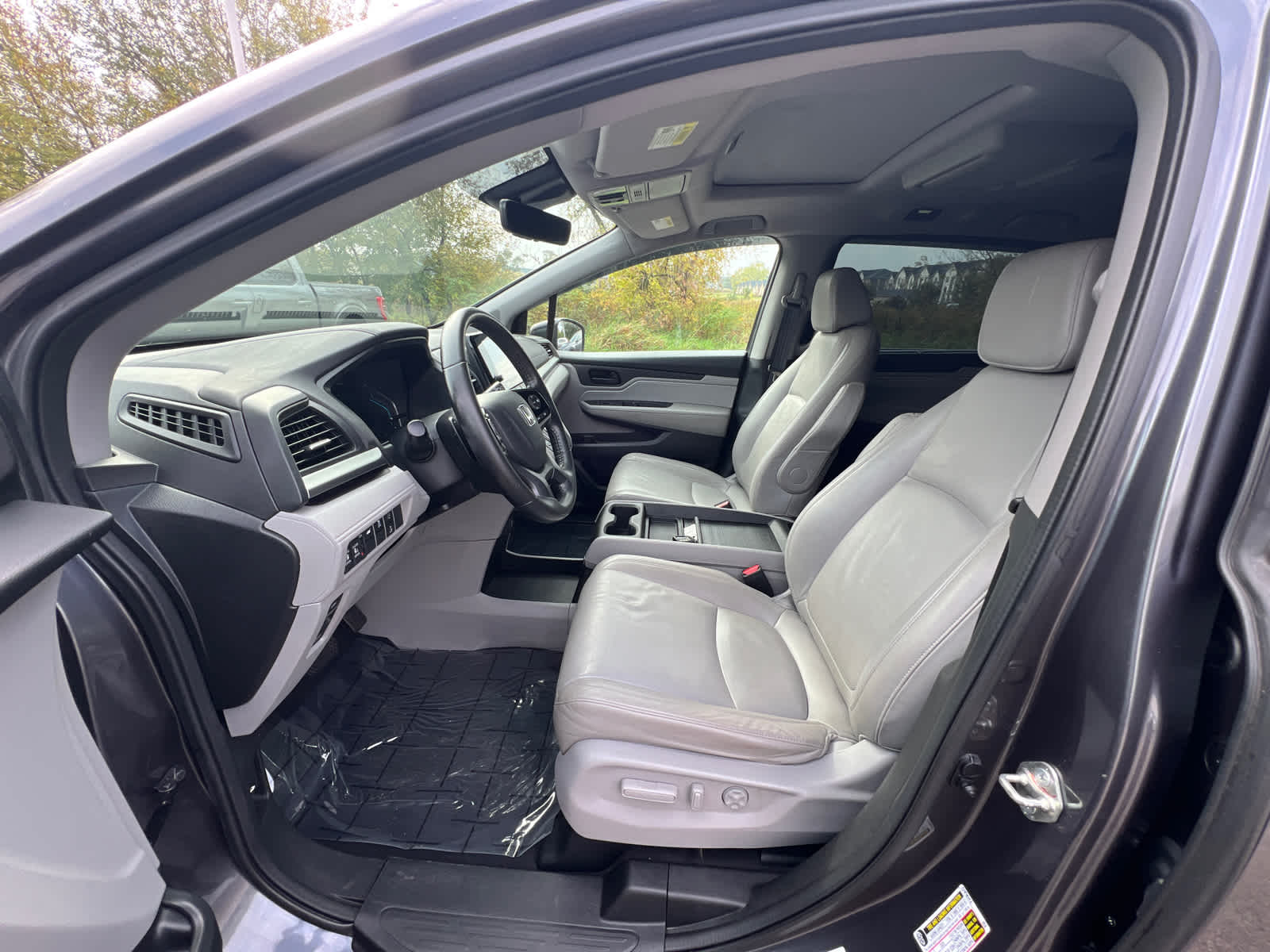 Thumbnail: 2018 Honda Odyssey - 15