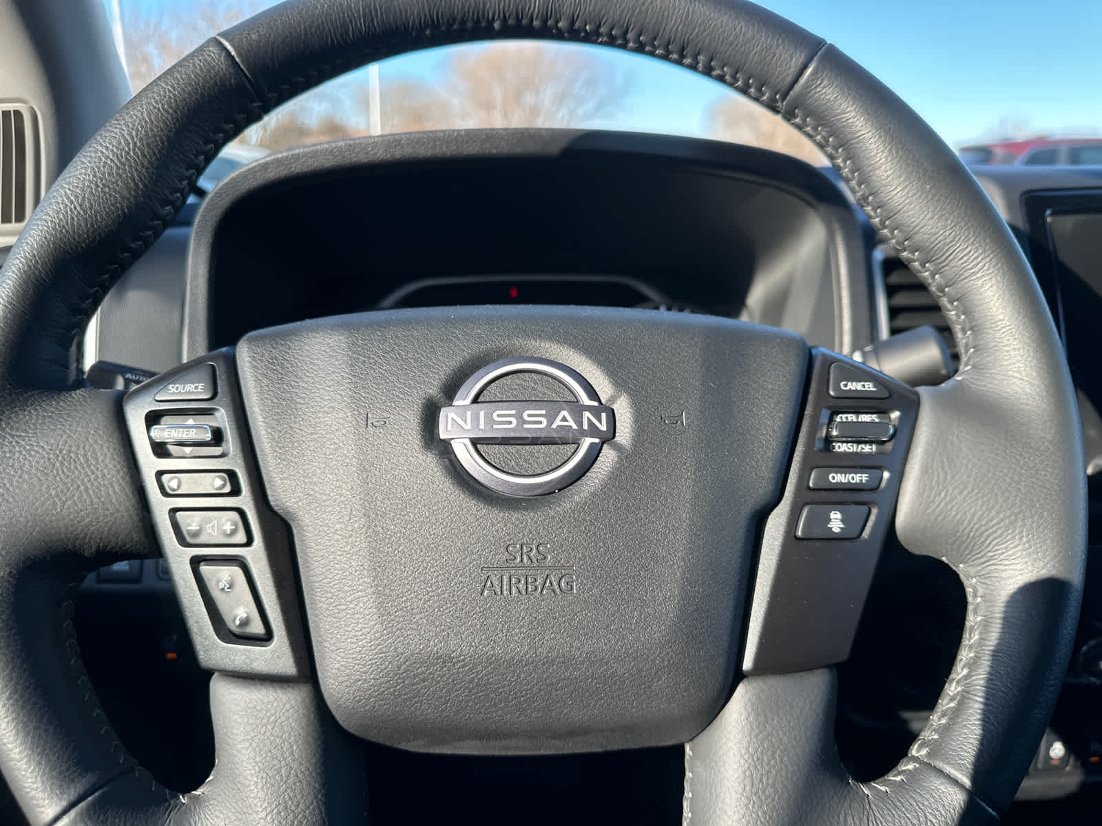 Thumbnail: 2024 Nissan Frontier - 17