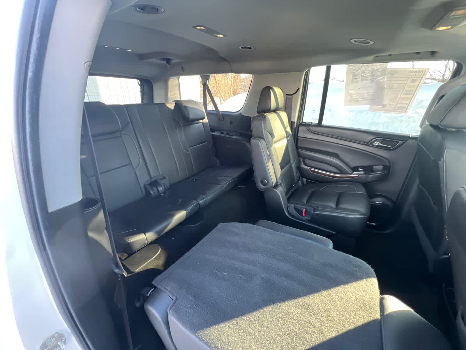 Thumbnail: 2016 Chevrolet Suburban - 11