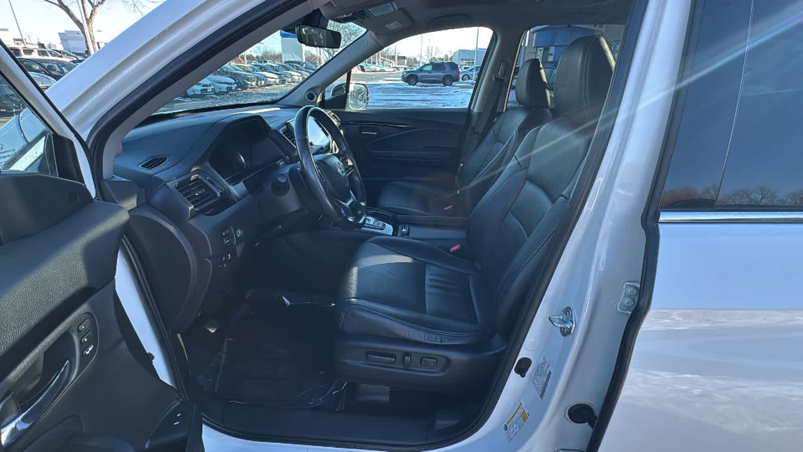 Thumbnail: 2022 Honda Pilot - 18