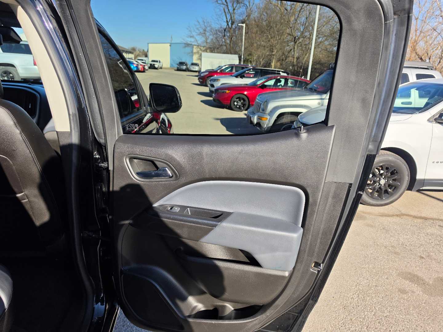 Thumbnail: 2021 Chevrolet Colorado - 11