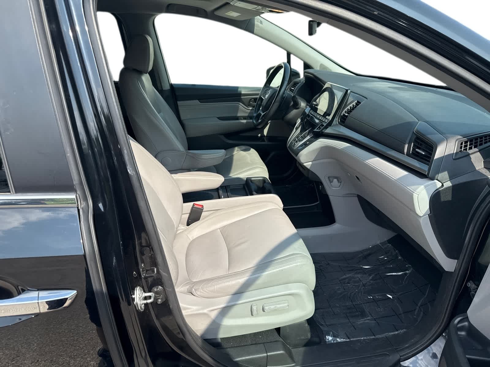 Thumbnail: 2018 Honda Odyssey - 6
