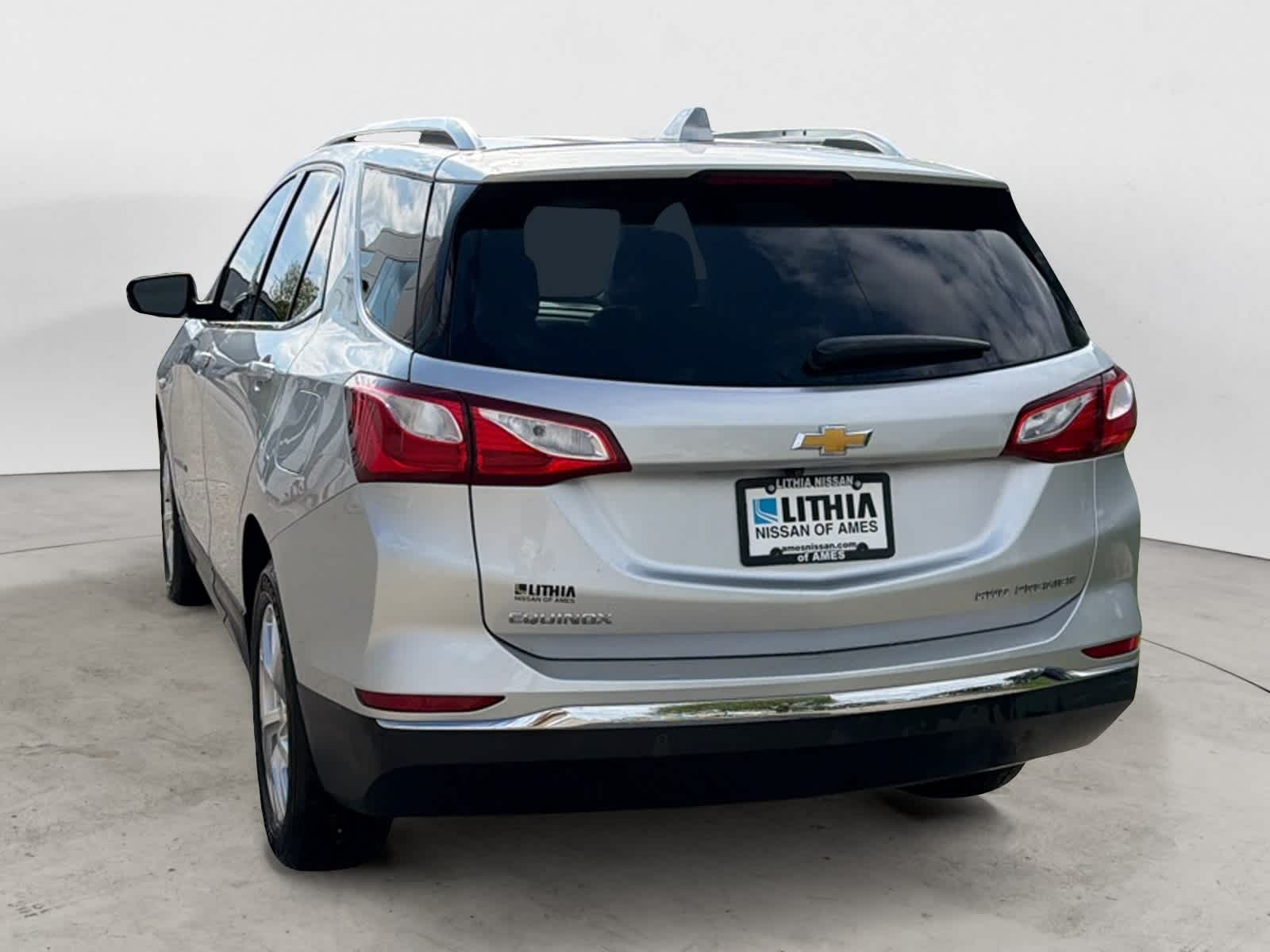 Thumbnail: 2020 Chevrolet Equinox - 3