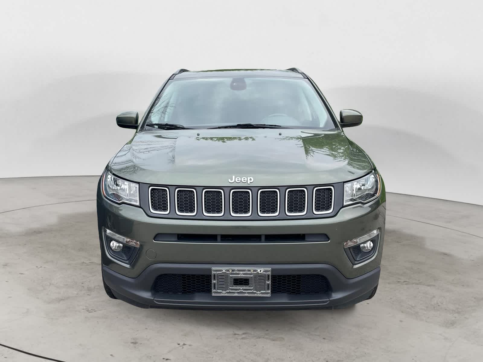 Used 2018 Jeep Compass Latitude with VIN 3C4NJDBB5JT178709 for sale in Ames, IA