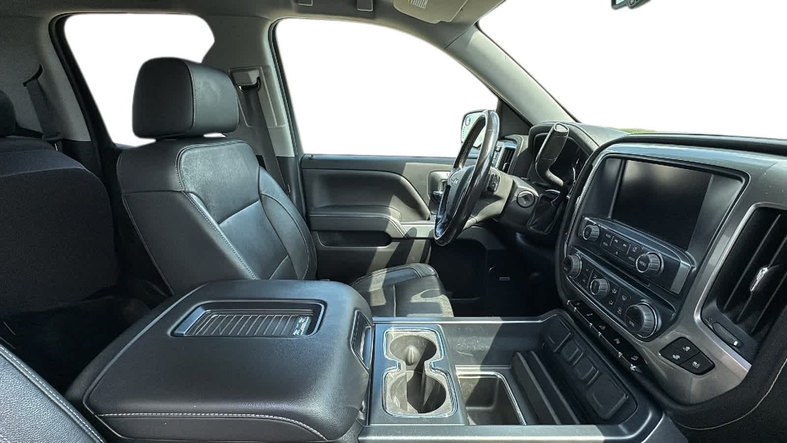 Thumbnail: 2018 Chevrolet Silverado 1500 - 5