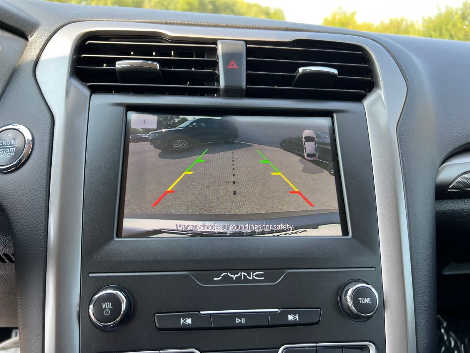 Thumbnail: 2020 Ford Fusion - 23