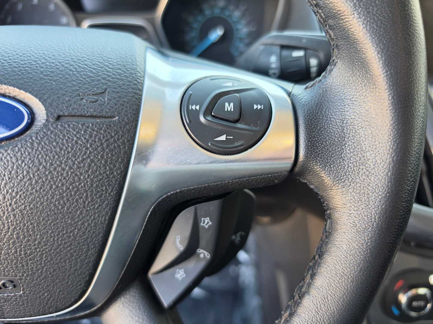 Thumbnail: 2012 Ford Focus - 16