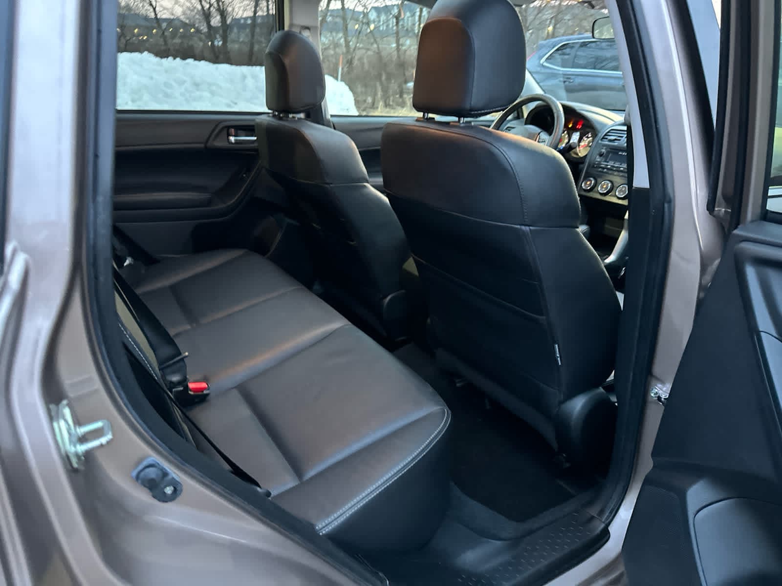 Thumbnail: 2015 Subaru Forester - 8