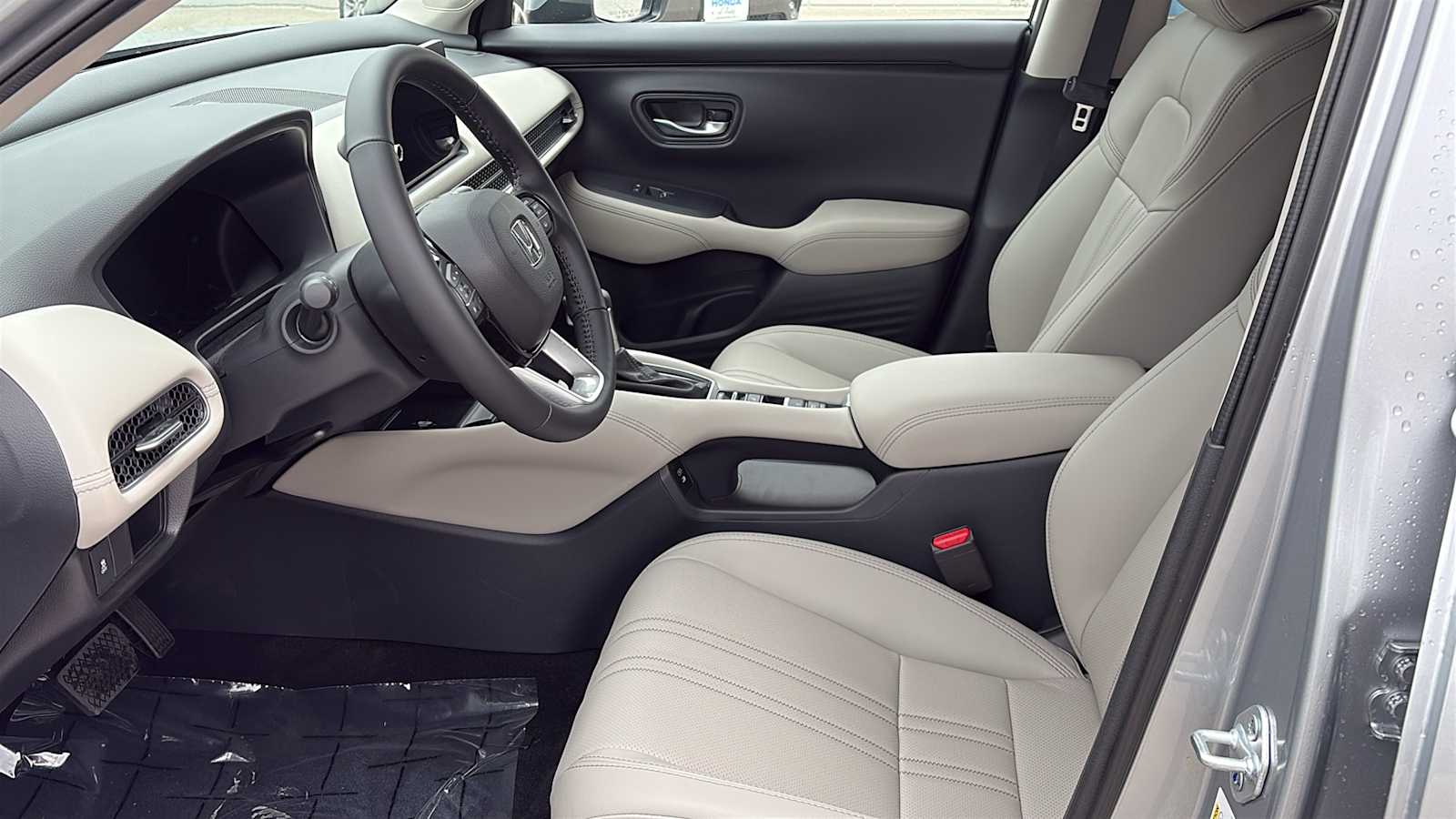 Thumbnail: 2027 Honda HR-V - 14