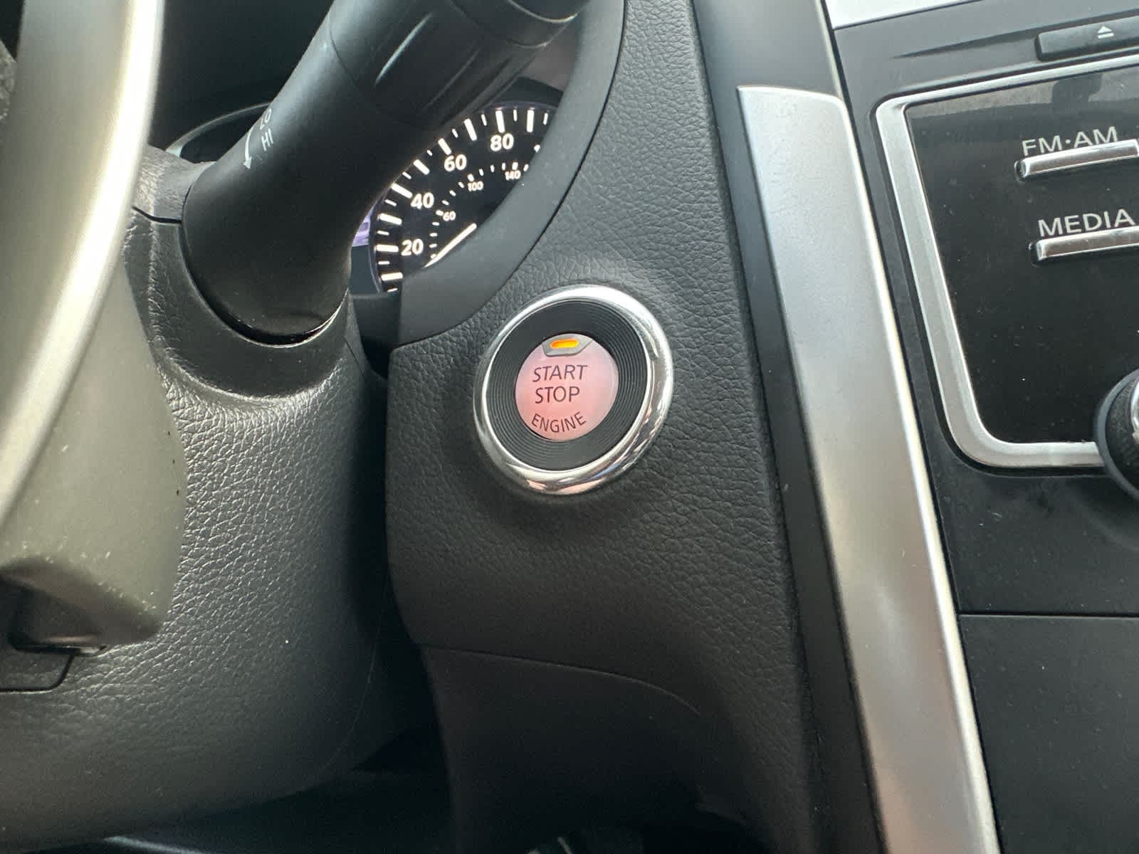 Thumbnail: 2017 Nissan Altima - 25