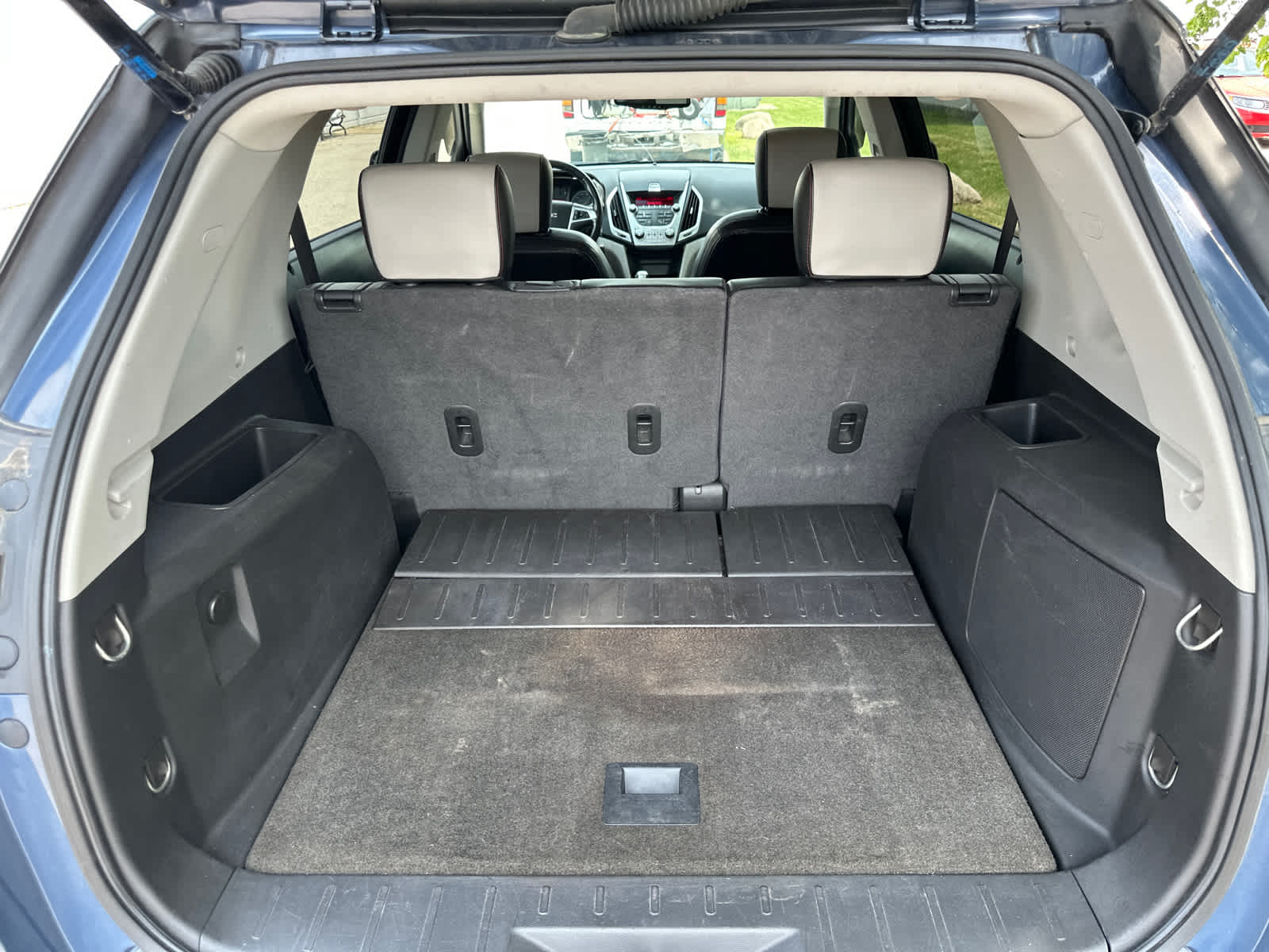 Thumbnail: 2011 GMC Terrain - 11