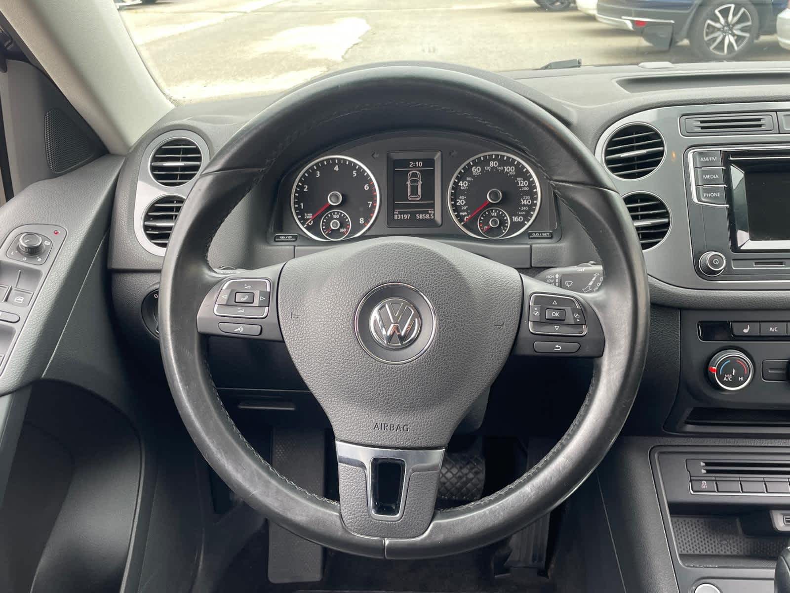 2016 Volkswagen Tiguan S 7